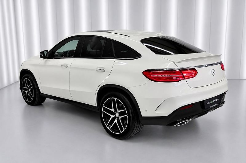 Mercedes-Benz GLE d 4M AMG COUPE, PANO, EL. TAŽN - fotka 4 z 27