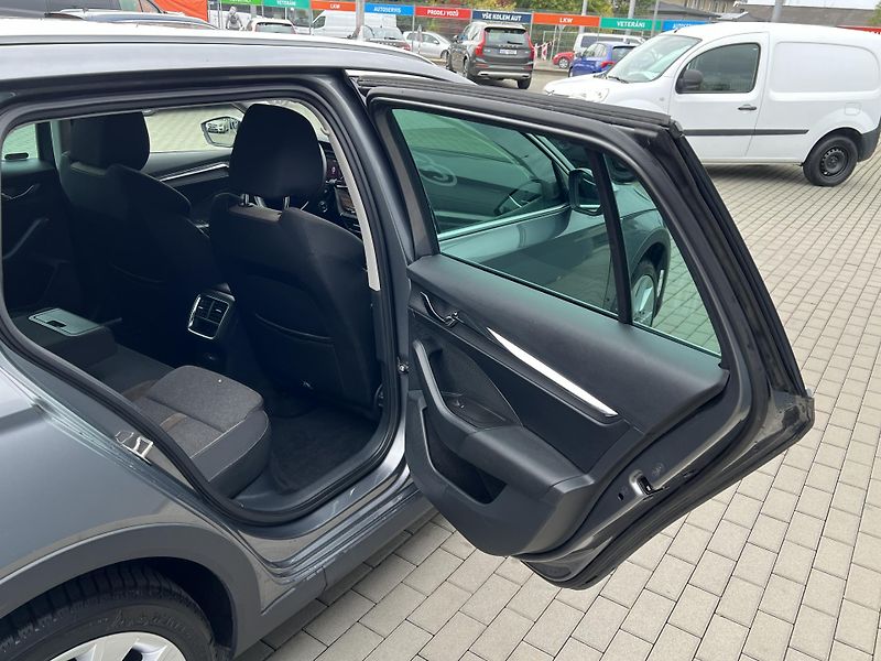 Škoda Octavia (2021) 2.0TDi 110KW SCOUT DSG - fotka 36 z 46