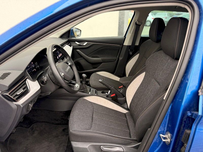 Škoda Scala (2024) SELEC TSI 110/1.5 M6F - fotka 18 z 25