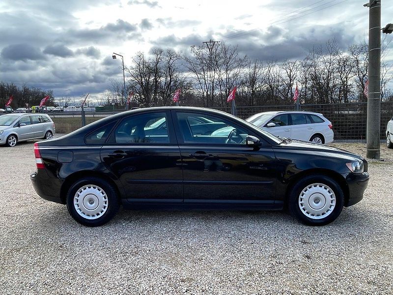 Volvo S40 1.6D 80kw*VYHŘEV.SED*NOVÁ STK* - fotka 6 z 31