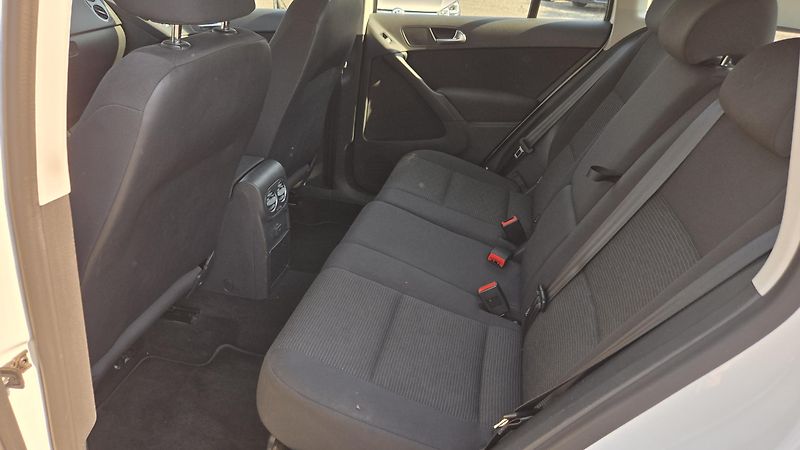 Volkswagen Tiguan 1.4TSi TREND FUN  BLUEMOTION  - fotka 14 z 37