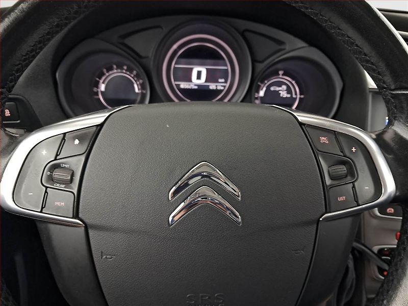 Citroën C4 (2016) 1.2 PureTech, Tempomat - fotka 16 z 18
