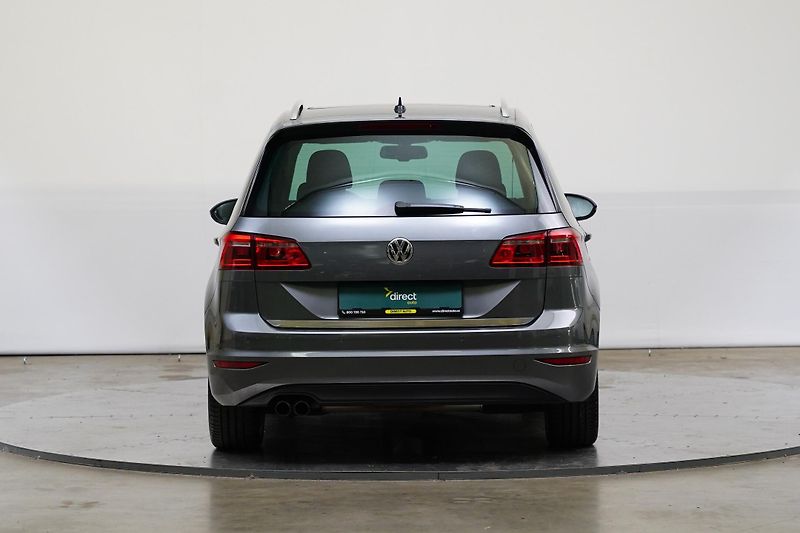 Volkswagen Golf - fotka 6 z 25