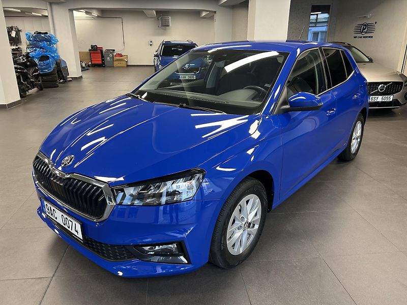 Škoda Fabia (2022) 1.0TSi DSG Style LED SmartLink - fotka 2 z 28
