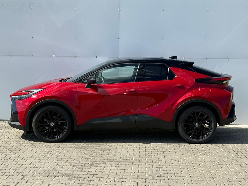 Toyota C-HR 2,0 HEV e-CVT GR Sport - fotka 3 z 30