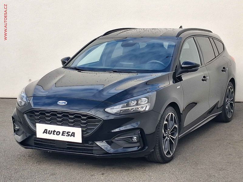 Ford Focus (2019) 1.5EB, ST-Line, AT - fotka 3 z 19