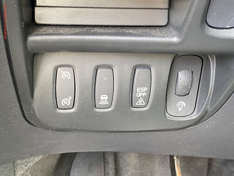 Renault Espace (2010) 2.0dCi, Navi, panorama - fotka 14 z 20