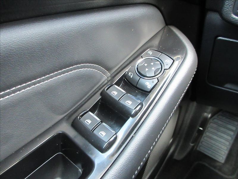 Ford Galaxy 2,0 TDCi, 154Kw, Titanium, Nav - fotka 24 z 32