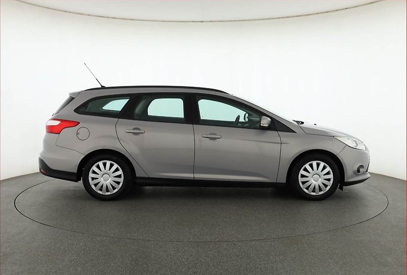 Ford Focus (2015) 1.0 EcoBoost, ČR,1.maj - fotka 6 z 18