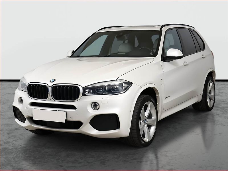 BMW X5 (2017) xDrive30d - fotka 2 z 26