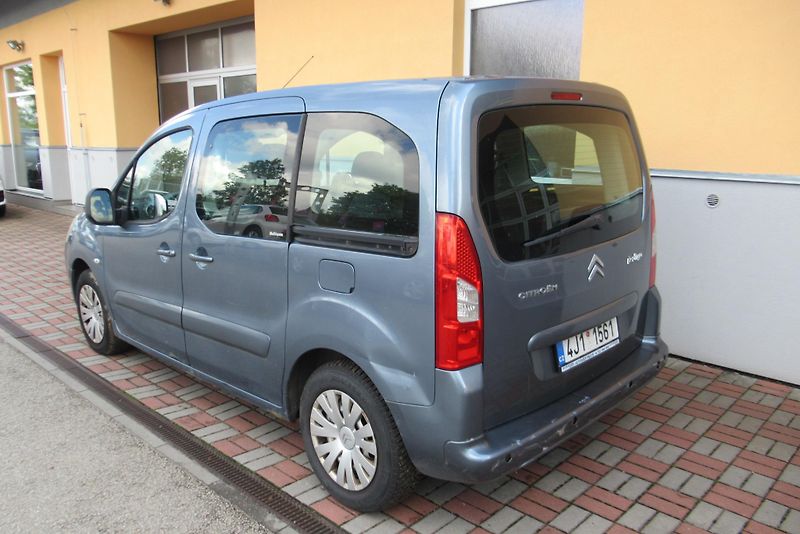 Citroën Berlingo MultiSpace 1.6 HDi KLIMA - fotka 2 z 12