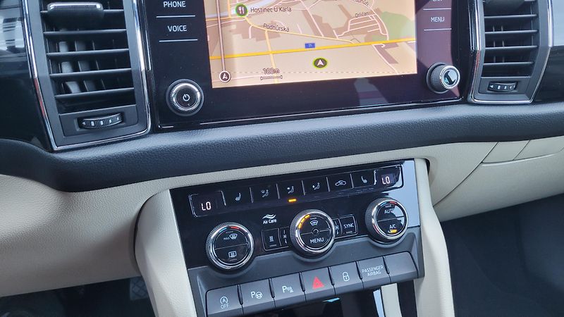 Škoda Kodiaq 2,0 TDI 4x4 DSG 7.MÍST - fotka 24 z 31