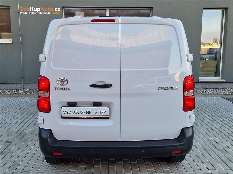 Toyota ProAce 2.0 D-4d 106kW L1, ČR, 1.Maj. - fotka 9 z 46