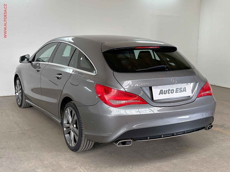 Mercedes-Benz CLA (2015) 1.6T 200, AT, bixen, navi - fotka 6 z 16