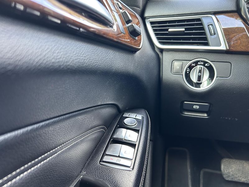 Mercedes-Benz Třídy M (2012) ML 350 190 KW naj 219 tis km - fotka 24 z 31
