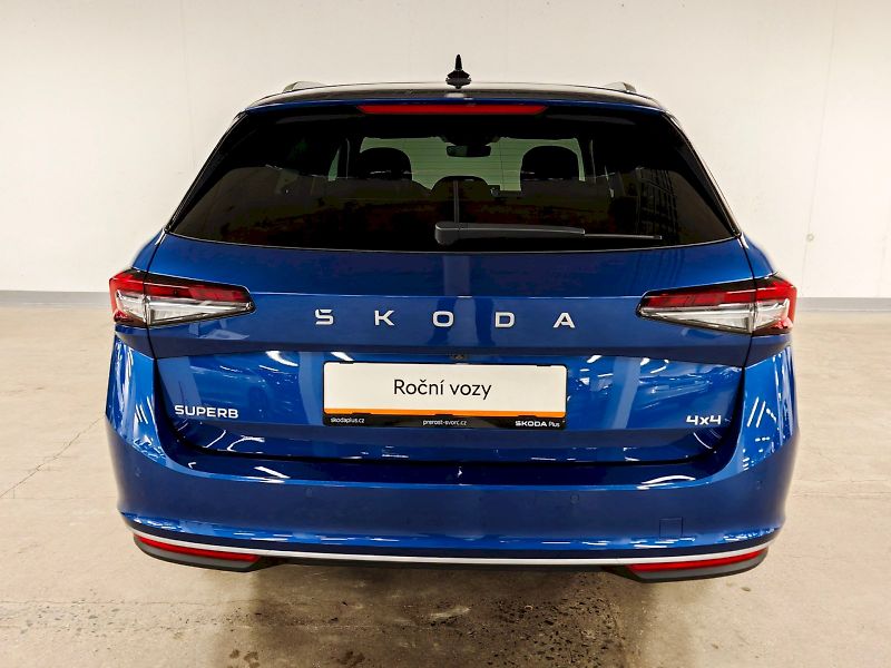 Škoda Superb (2024) Combi 2.0 TSI 195 kW DSG 4x4 L - fotka 28 z 33