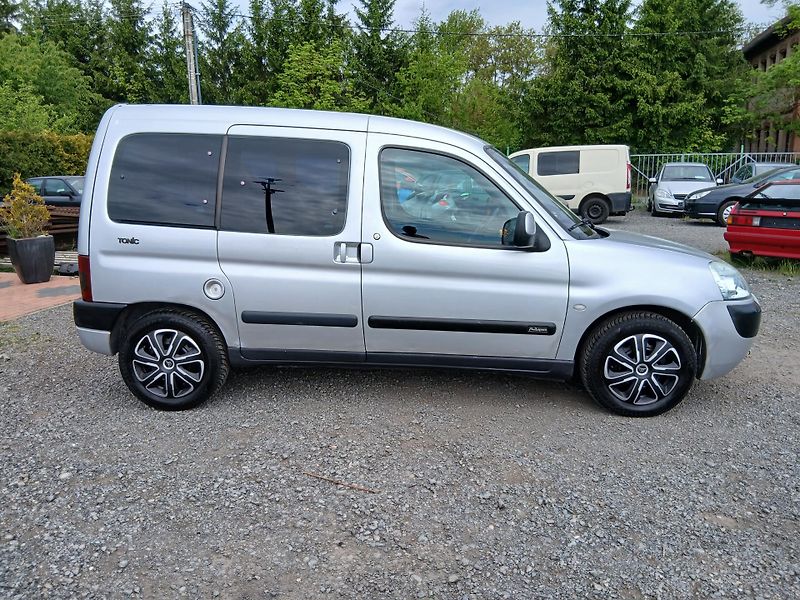 Citroën Berlingo 1.6i, 16V, Multispace,nová STK - fotka 7 z 31