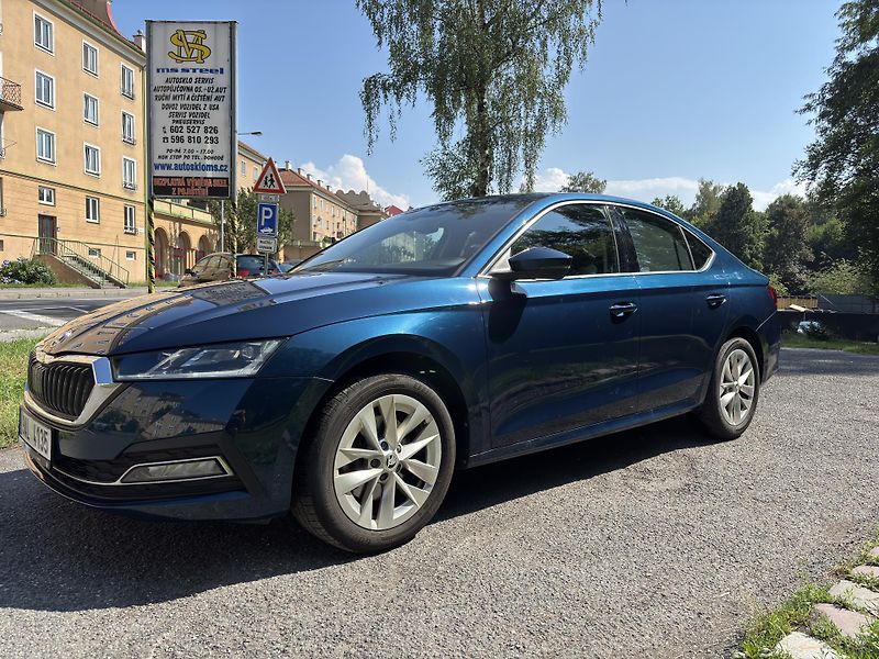 Škoda Octavia (2022) 2.0 TSI, 4x4, Style Plus - fotka 7 z 33