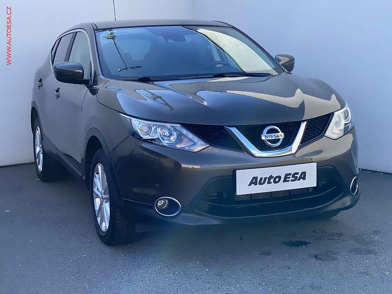 Nissan Qashqai (2017) 1.2 DiG-T, Acenta, navi - fotografie inzerátu