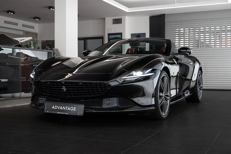 Ferrari Roma Spider /Karbon/NeroPurosangue - fotografie inzerátu