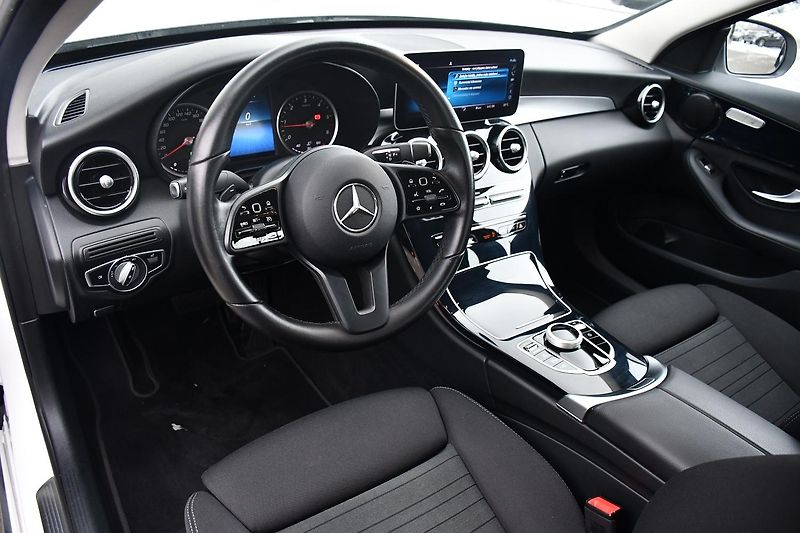 Mercedes-Benz Třídy C 200d PRAV. SERVIS MB 2xPNEU - fotka 10 z 55