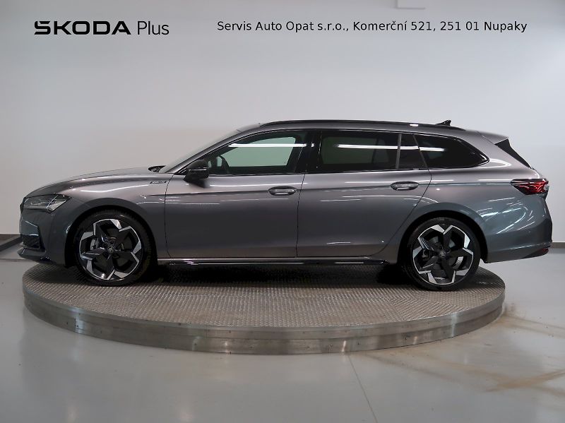 Škoda Superb (2026) SPORTLINE 2.0TDI 142KW 4x4 DSG - fotka 3 z 48