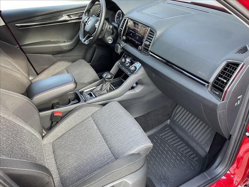 Škoda Karoq 2,0 TDI 110KW DSG 4X4 STYLE - fotka 23 z 29