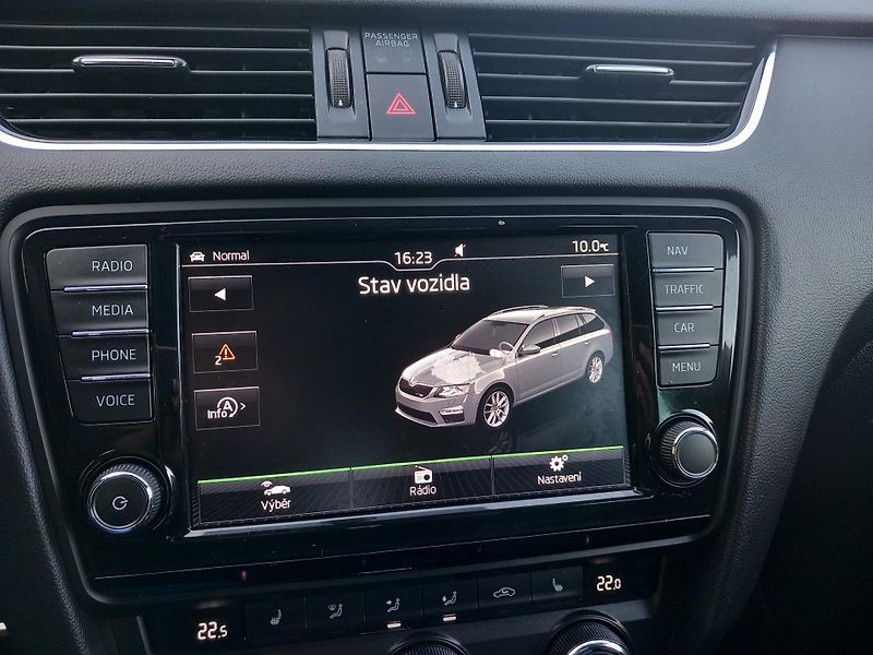 Škoda Octavia (2016) 2,0TDi 135kw RS 4x4  DSG NAVI  - fotka 34 z 48