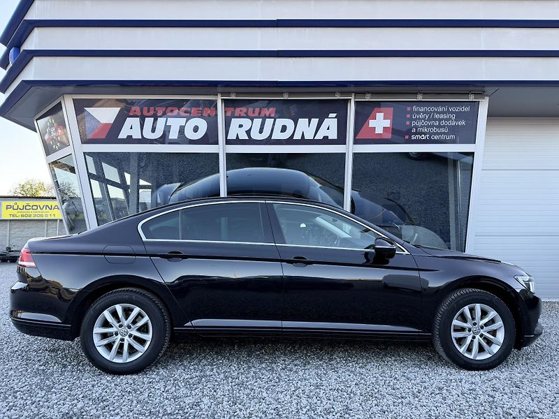 Volkswagen Passat 1,4 TSI Comfortline Navi - fotka 7 z 45