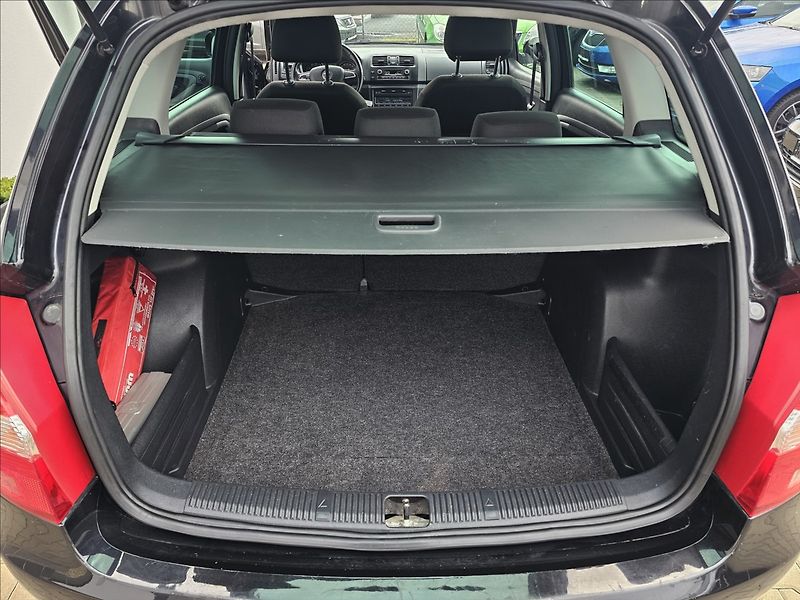 Škoda Fabia II 1,2 TSi 63KW Fresch ALU - fotka 24 z 49