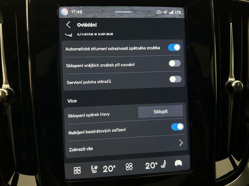 Volvo V60 B4 DARK PLUS AUT - fotka 38 z 45