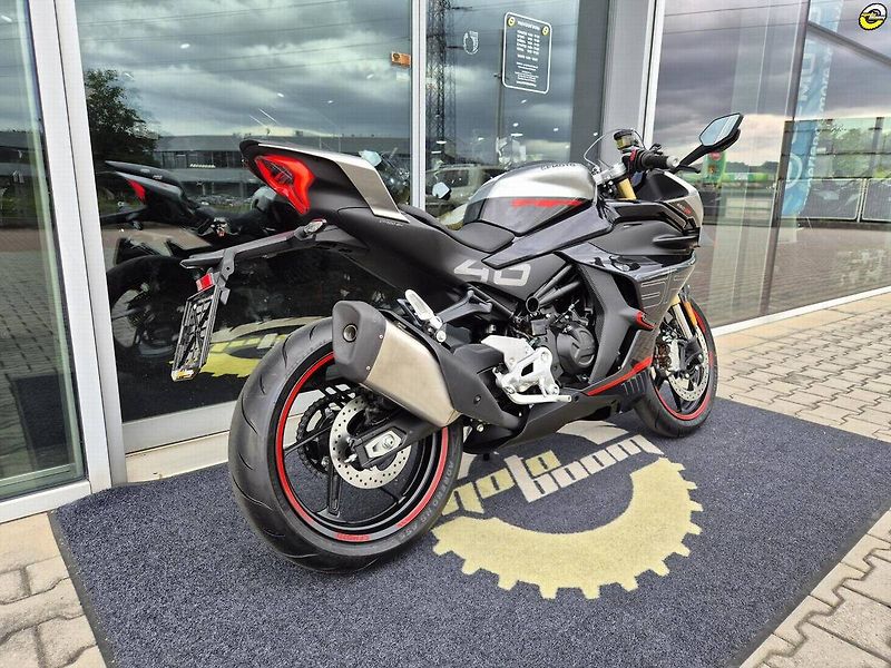 CFMOTO 450 SR (2026) - fotka 4 z 19