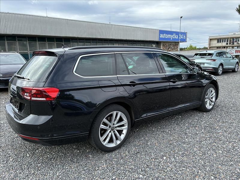 Volkswagen Passat 2,0 TAŽNÉ,KAMERA,APP-CONNECT - fotka 6 z 31