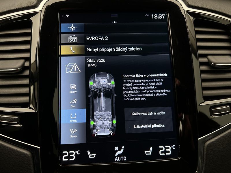 Volvo XC90 T8 AWD INSCRIPTION RECHARGE CZ - fotka 33 z 47