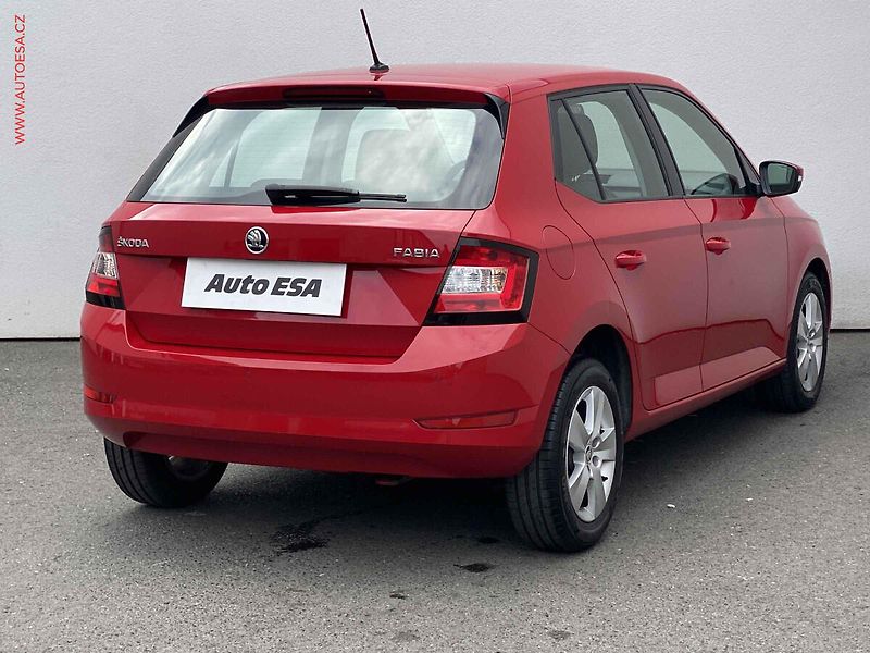 Škoda Fabia (2019) 1.0 TSI, ČR, servis.kniha, AC - fotka 4 z 16