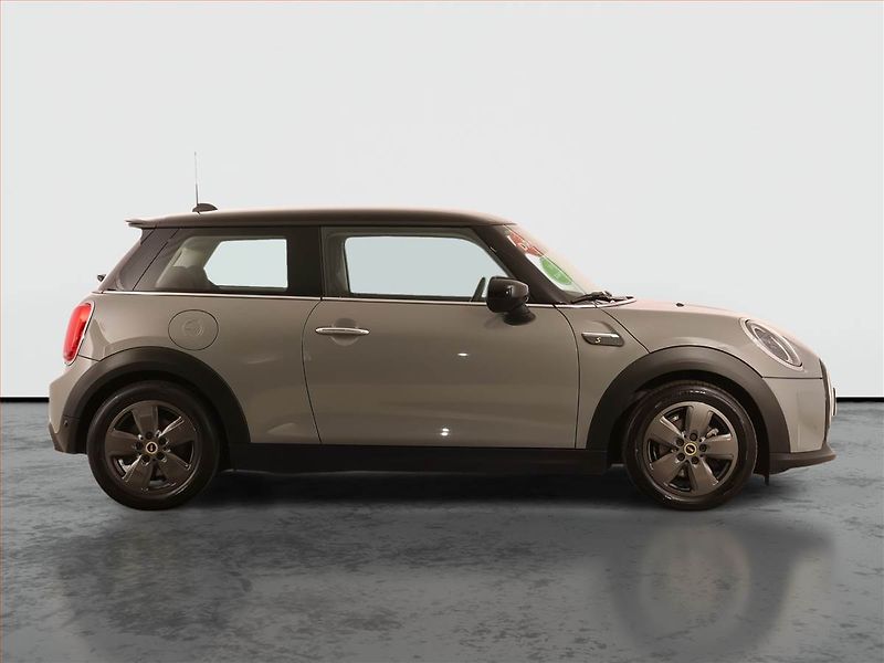 Mini Ostatní (2022) Cooper SE 32 kWh, SoH 96% - fotka 6 z 23