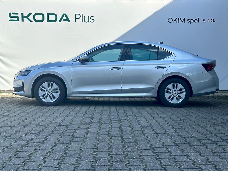 Škoda Octavia (2024) 1.5 TSI 110kW MHEV Top Selecti - fotka 3 z 24