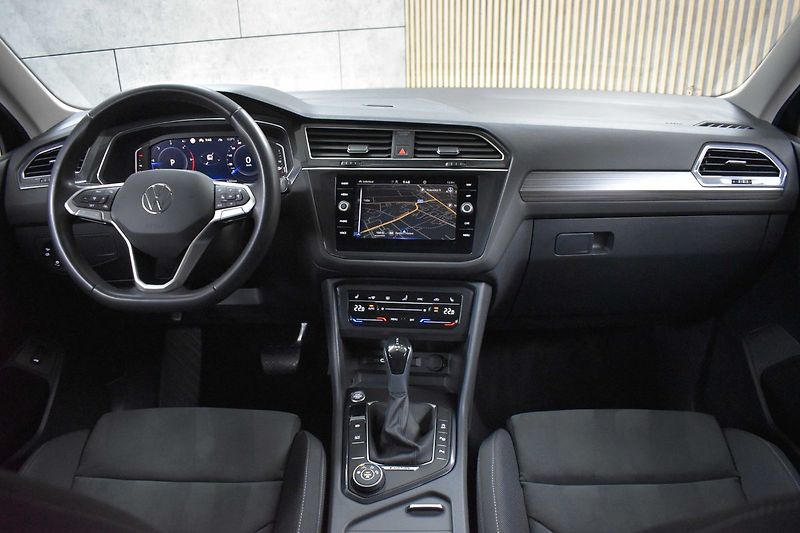 Volkswagen Tiguan Allspace 2.0 TDI 4x4*DSG*TAŽNÉ*DPH*ČR 1 - fotka 8 z 49