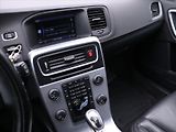 Volvo V60 2,4 D4 V5 120kW AWD R-design - náhled 15