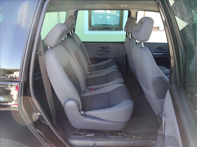 Ford Galaxy 1,9 TDI 85 kW 7.MÍST - fotka 25 z 40
