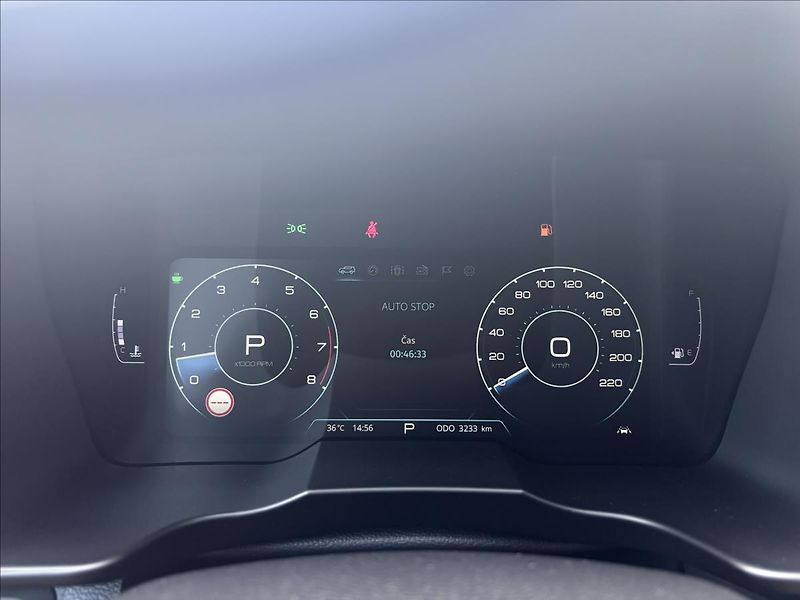 KGM Tivoli 1,5 GDI 120kW 6AT Style - fotka 20 z 28