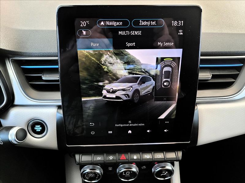 Renault Captur 1,6 E-Tech PHEV Intense - fotka 24 z 49