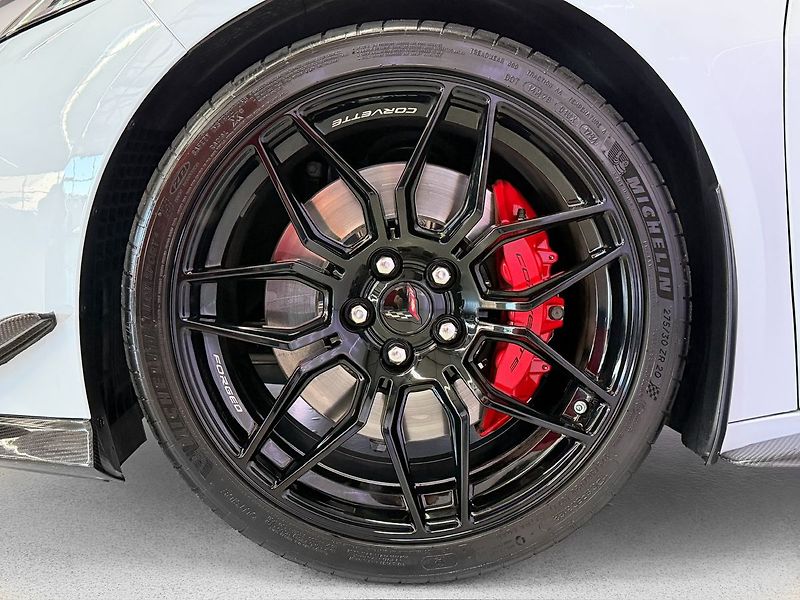 Chevrolet Corvette 5.5 V8 LT6 C8 Z06 CONVERTIBLE - fotka 10 z 31