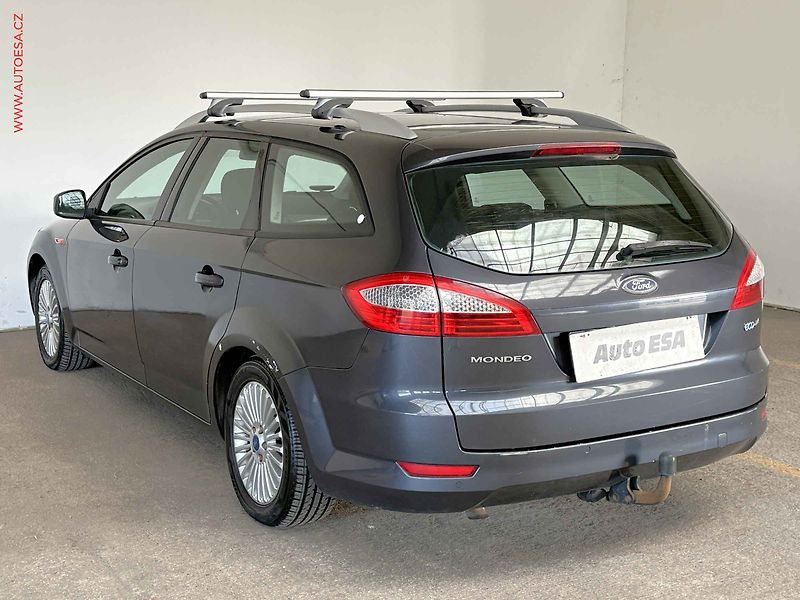 Ford Mondeo (2009) 2.0TDCi, 2.maj, Klima - fotka 6 z 15
