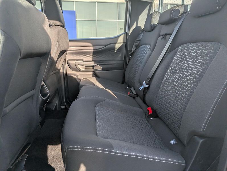 Ford Ranger (2025) XLT, Dvojkabina, 2.0 EcoBlue 1 - fotka 12 z 23