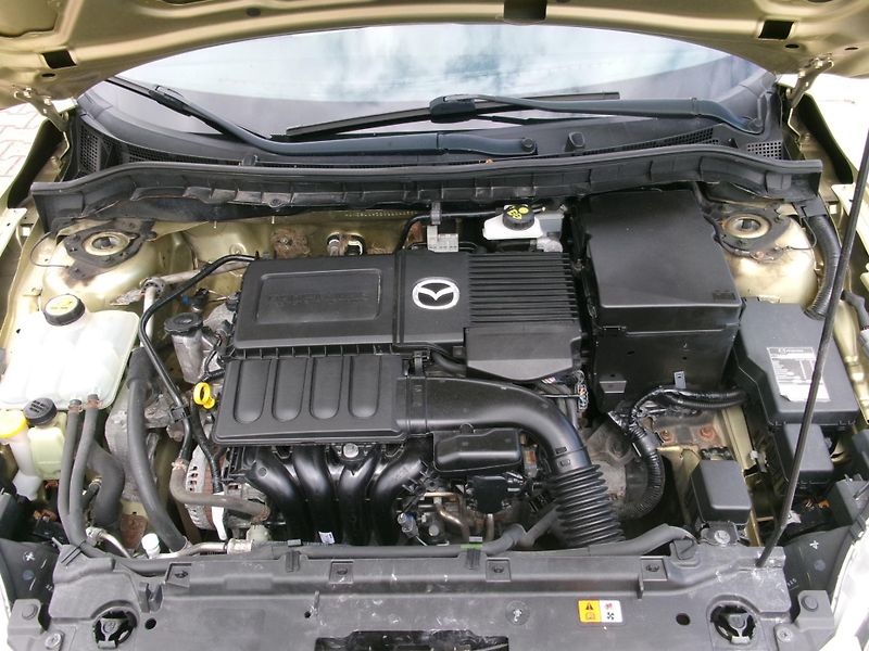 Mazda 3 (2009) 1,6i AC NAVI TEMP VÝHŘEV - fotka 31 z 31