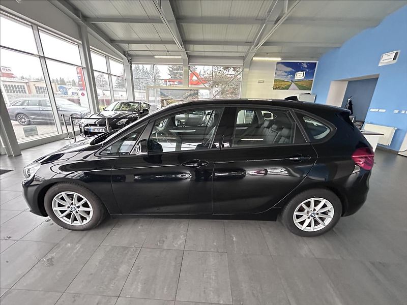 BMW Řada 2 2,0   218d,ActiveTourer,2.MAJ - fotka 4 z 34
