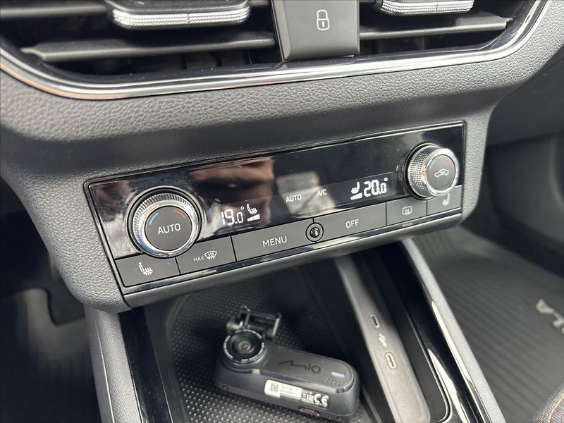 Škoda Scala 1,0 TSi Style ELkufr MRTVÝúhel - fotka 29 z 43