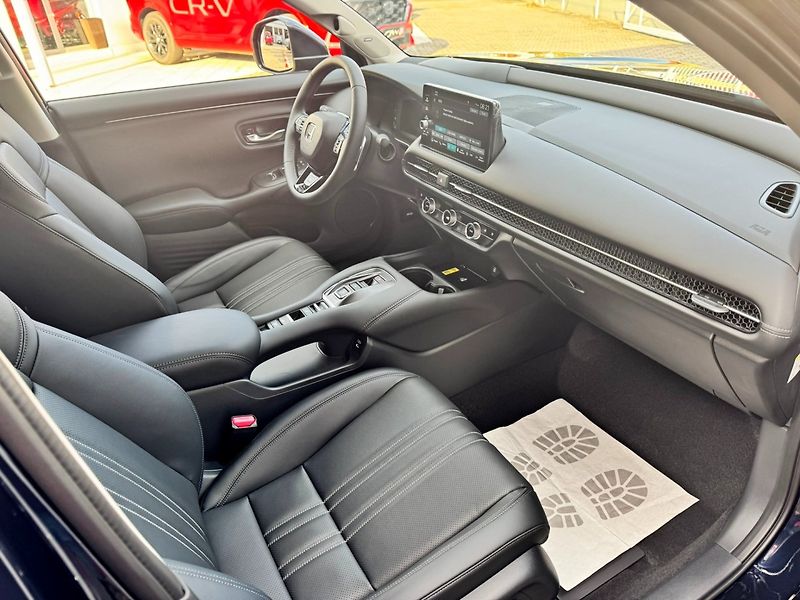 Honda ZR-V (2026) 2.0e:HEV 135kW ADVANCE MR2027 - fotka 6 z 42