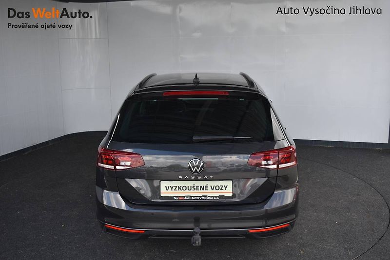 Volkswagen Passat Variant (2023) 1.5TSI 110kW DSG,Závěs - fotka 8 z 22